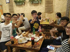 合浦烧烤加盟,学烧烤技术,开烧烤店多少钱疯狂烤翅加盟